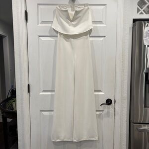 Lulus White Sleeveless Jumpsuit Size Smalll